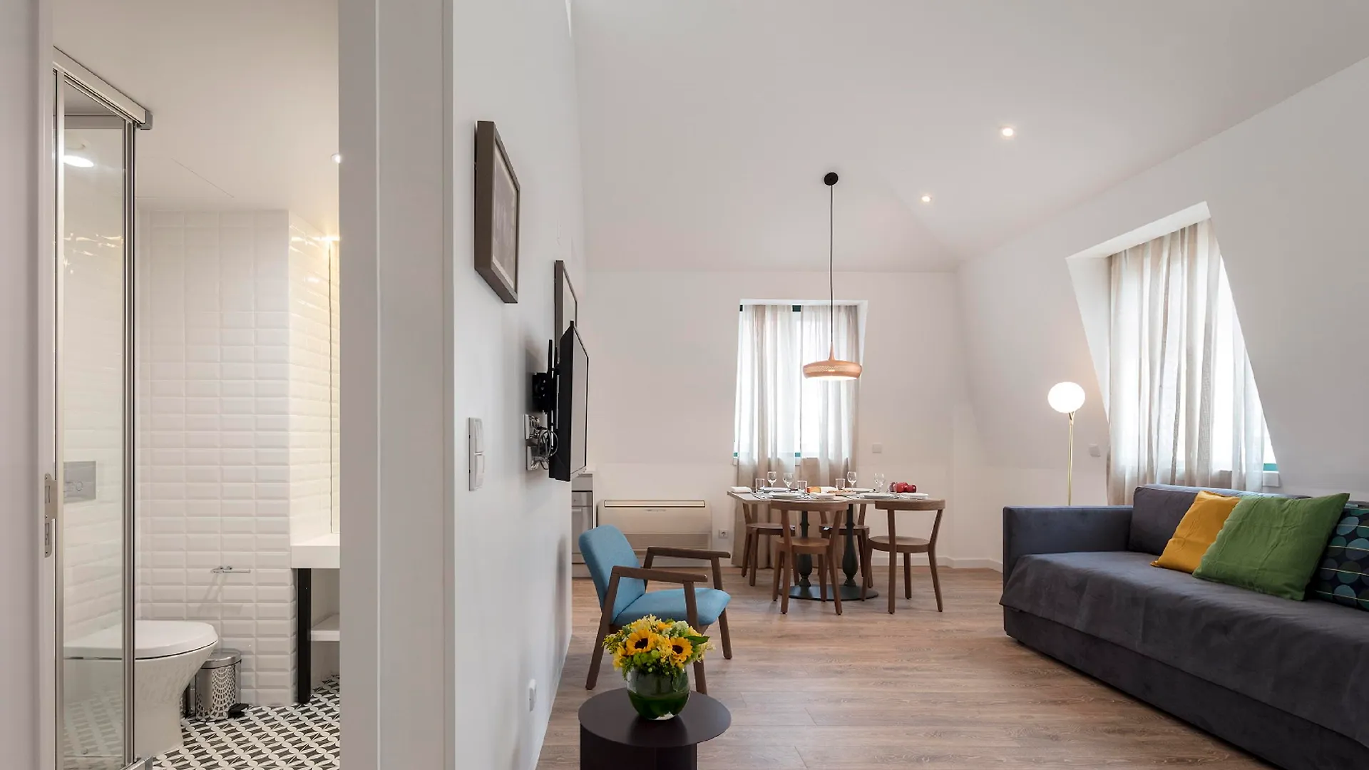 Lisbon Serviced Apartments - Chiado Emenda 0*,