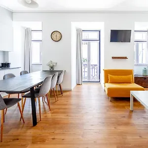 Intendente 3bedroom With Balcony ליסבון