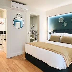 Ando Living - Sao Nicolau House ליסבון